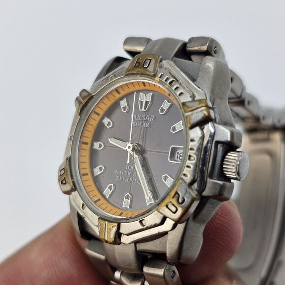 VTG Pulsar Watch Women 32MM Black Dial Date Titanium Bracelet Band 5.5\